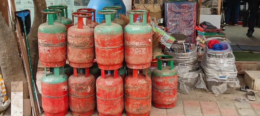 HITESH GAS AGENCY - 2