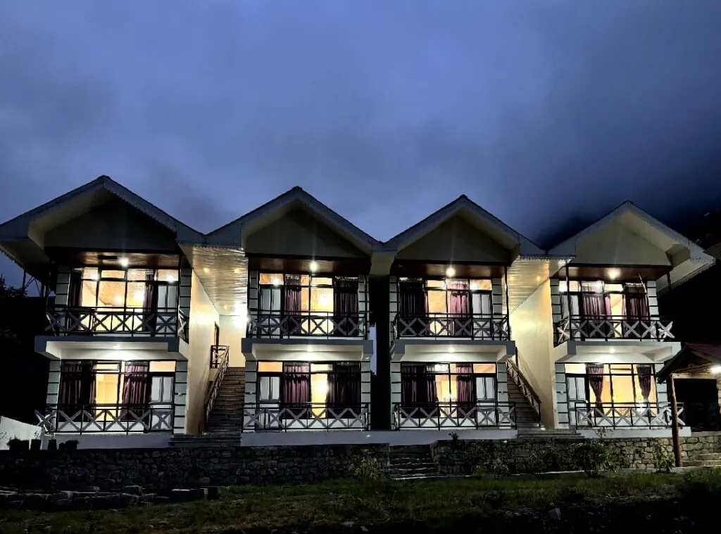 Whispering Pines Lachung