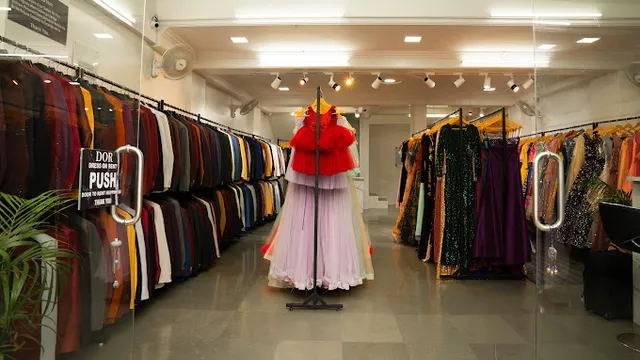 DOR - Dress On Rent - 2