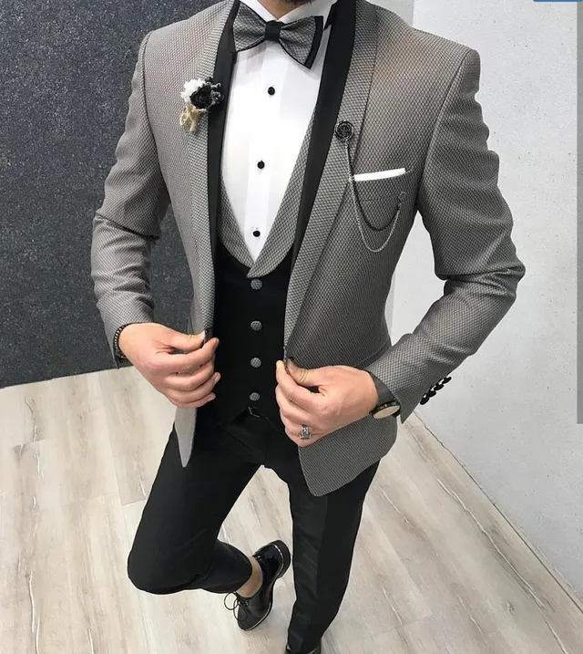 Aakash Textile- Pre-wedding Dresses on Rent in Jaipur, Sherwani on Rent in Jaipur, Customize outfits in Jaipur - 6