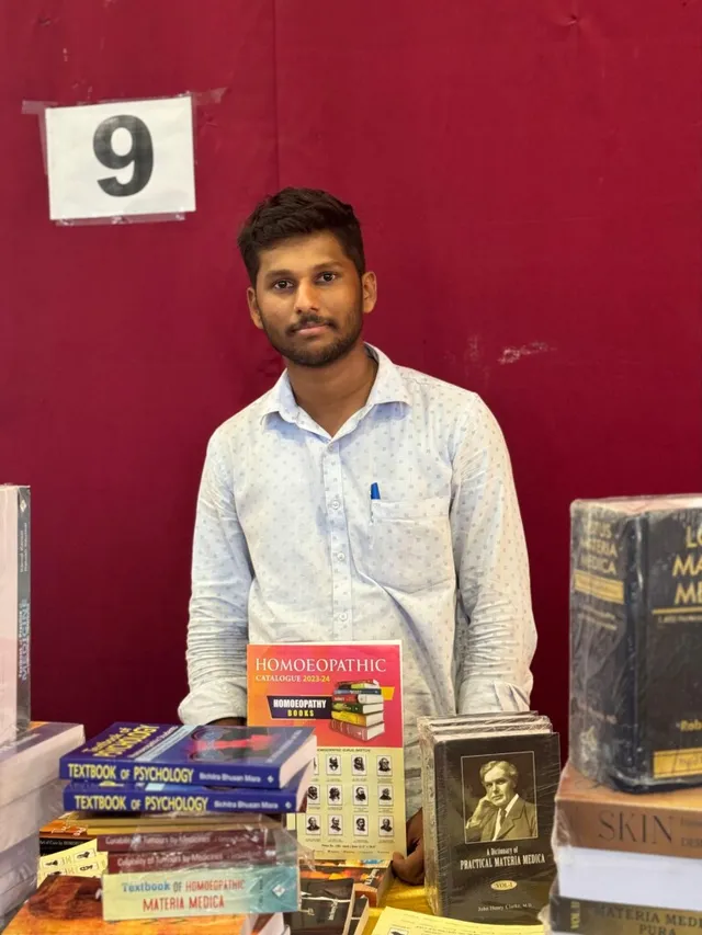 Doctor Cart Medical Book Store - 7