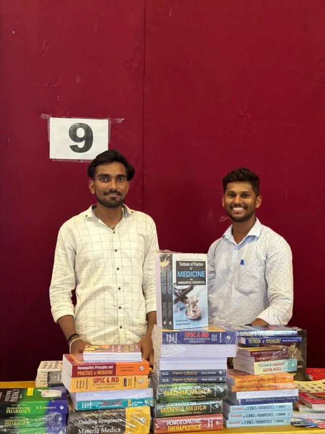 Doctor Cart Medical Book Store - 11