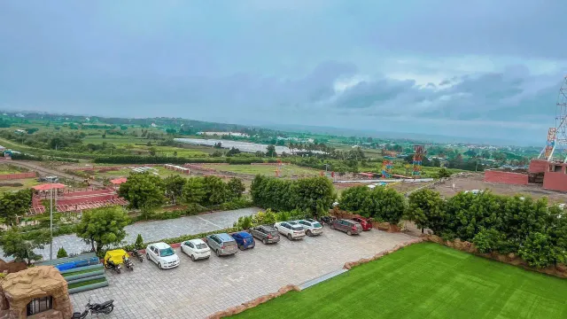 RE:GEN: TA Bharti Resort - 5