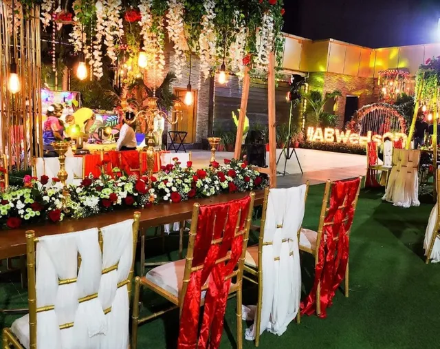 BLACK DIAMOND CATERER - 3