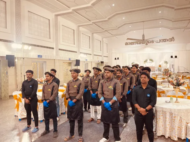 Octopus Caterers & Events Kallettumkara - 8