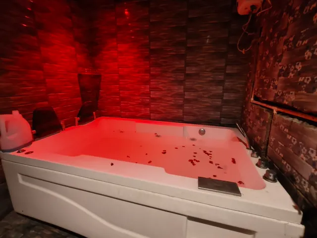 Kyra Luxury Spa in Lower Parel - 14