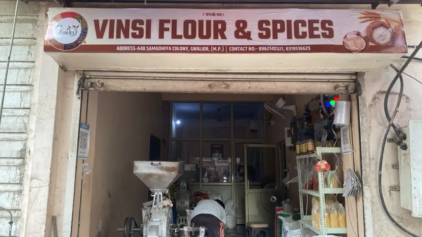 Vinsi flour and spices