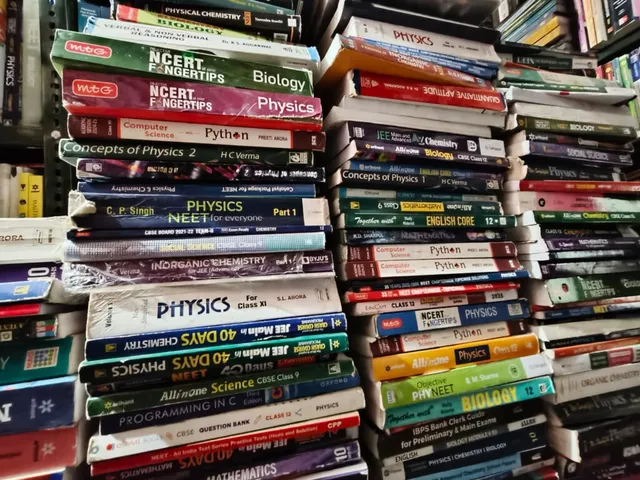 SRI KANDHAN BOOK STORE - 2