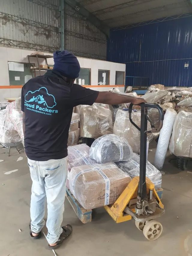 Cloud Movers in Mumbai - 2