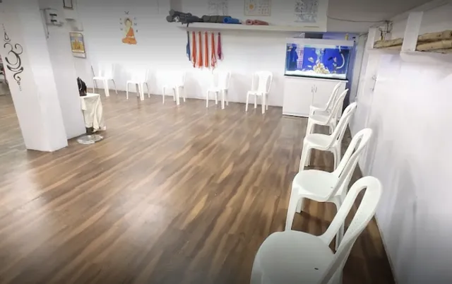 Happy Acupuncture Clinic - 2