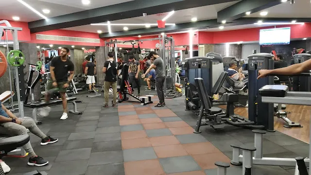 Crunch Fitness Studio - 3