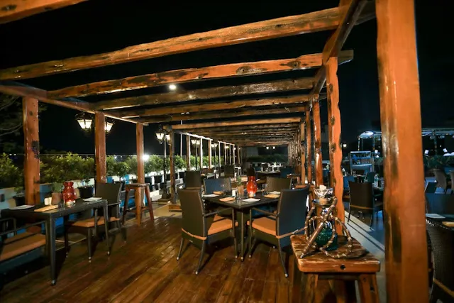 Board Walk The Restaurant - 3