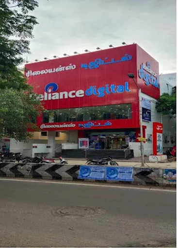 Reliance Digital - 3