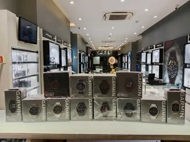 Helios Watch Store - By Titan - 4