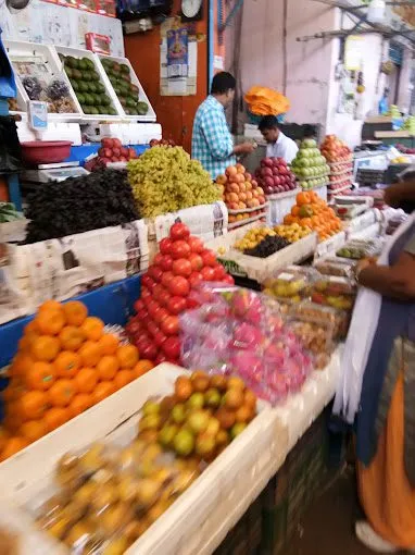 Senthil Fruit Shop