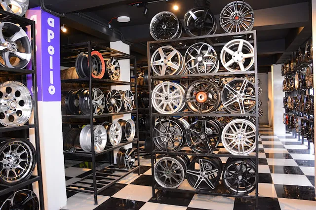 Sundar Tyres & Alloy Wheels - 3