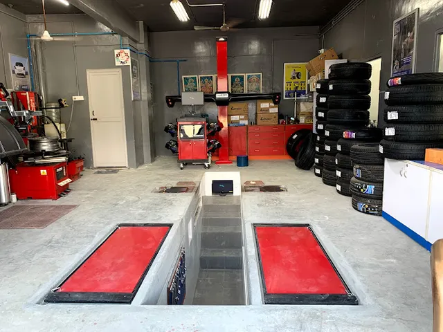 Michelin Tyres & Services - Siremull Hirachands Tyrestore - 3