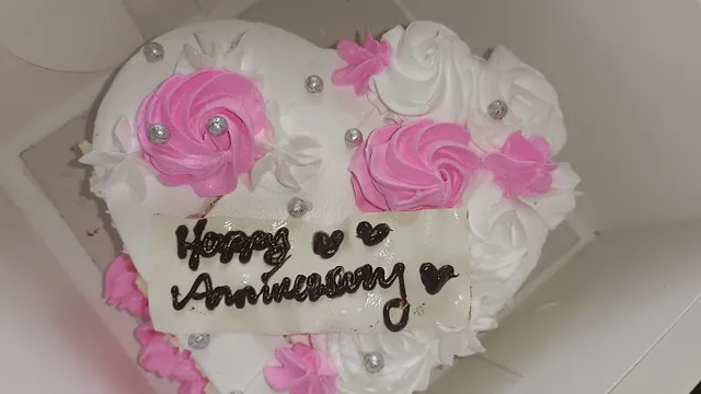 Floweraura - Flowers & Cake Shop in Chennai - 2