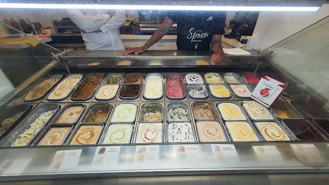 Movenpick ice cream boutique - 2