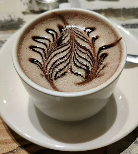 Writer's Cafe - Gopalapuram - 4