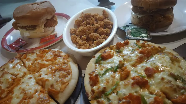 NYPFC - New York Pizza & Fried Chicken - 2