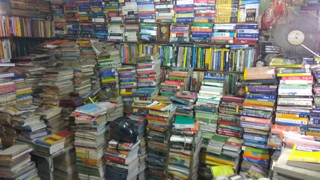 OM Adhiparasakthi Old Book Shop - 4