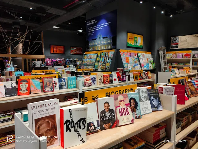 Om Book Shop - VR Chennai - 3