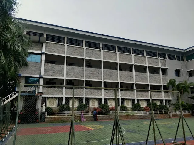 Lisieux Matriculation HSS - 4