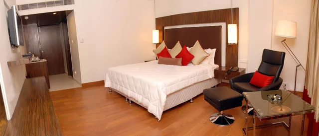 Hotel Inner Circle - 4