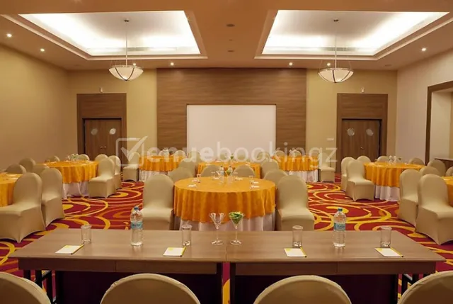 Lemon Tree Hotel, Banjara Hills, Hyderabad - 3