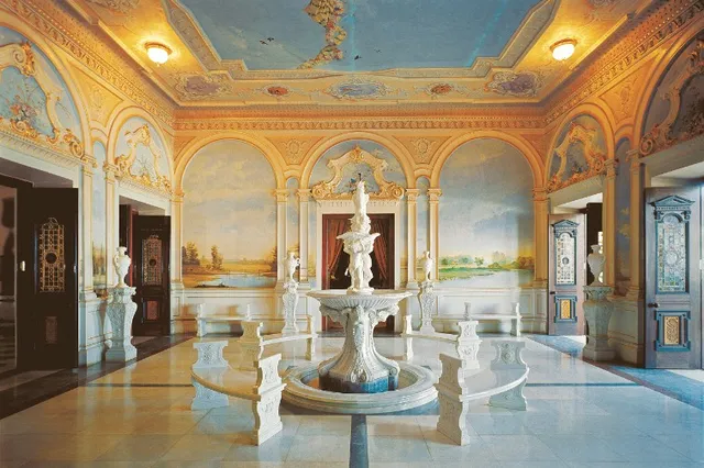 Taj Falaknuma Palace - 4