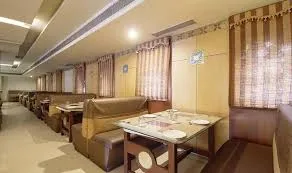 Hotel Sitara Grand - 3