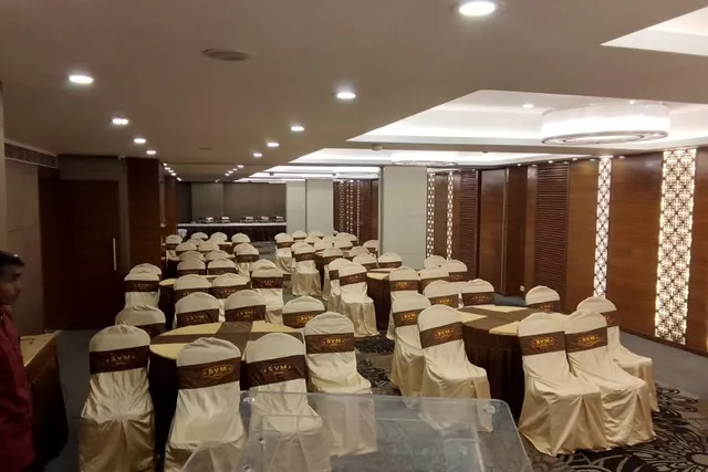 Hotel SVM Grand Banjara Hills - 3