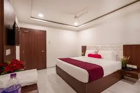 Hotel Rainbow Tower - 3