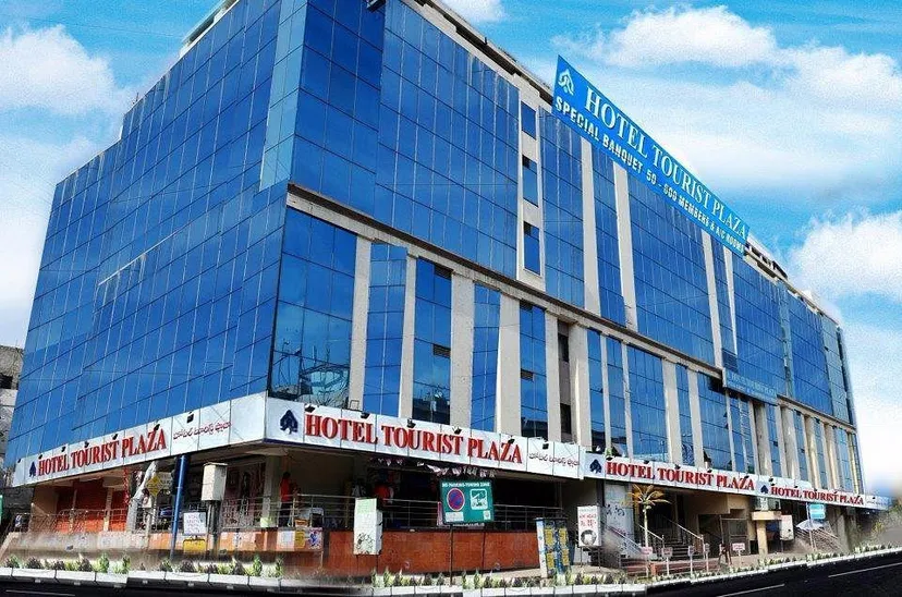 Hotel Tourist Plaza