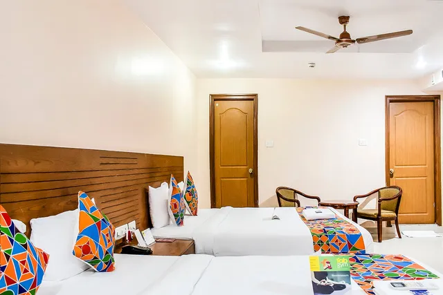 FabExpress Deccan Heritage - Hotel in Abids, Hyderabad - 4