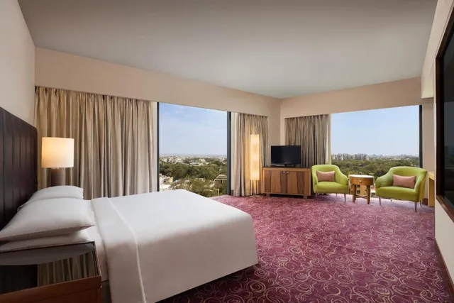 Courtyard by Marriott Hyderabad - 4