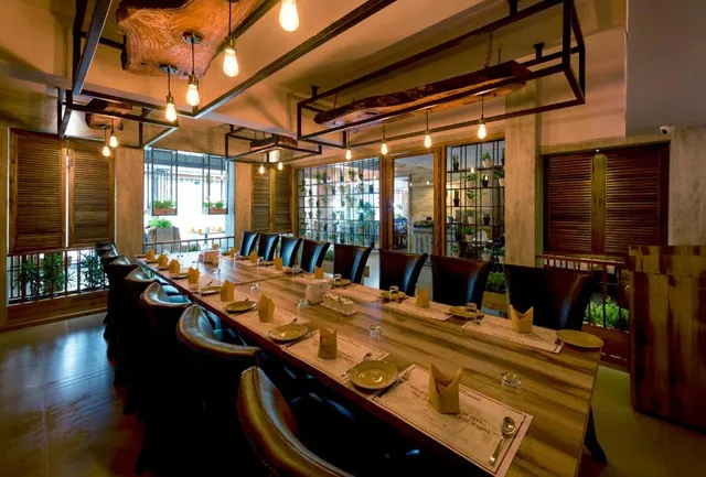 Hotel Kinara Grand - 2