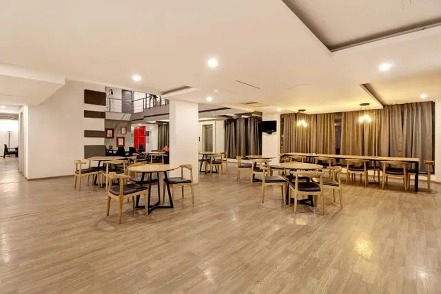 Monday Hotels Hitec City - 3