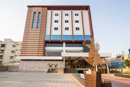 Hotel SVM Grand Medipally - 2