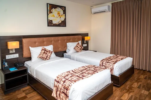 Vera by Bisque HebbalOpens in new window - 4