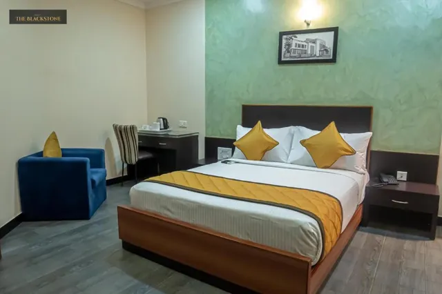 Hotel The Black Stone - 4