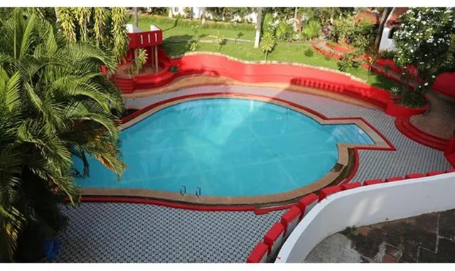 FabHotel Prime Bella Ciao Resort - 4