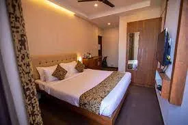 Vera by Bisque Brookefield - 4