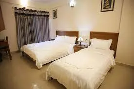 The Lounge Hotel - 4