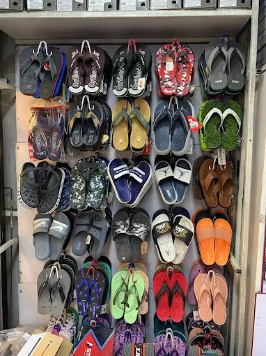 GTrendz Footwear and Bags