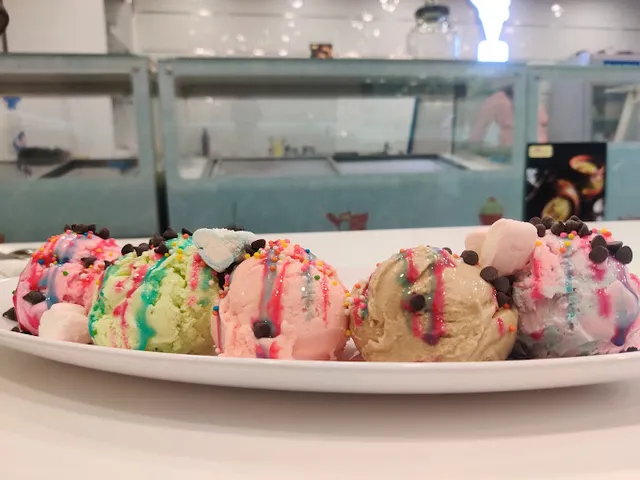 Ice Cream Cafe - 4
