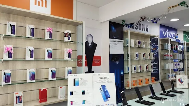 Sangeetha Mobiles - 3