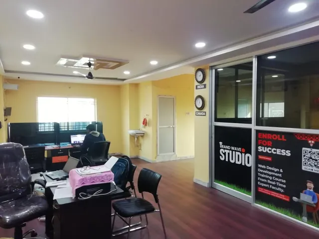 Brand Wave Studio - 4