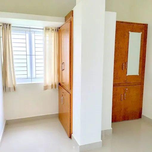 Step Inn PG-1 Men's Hostel